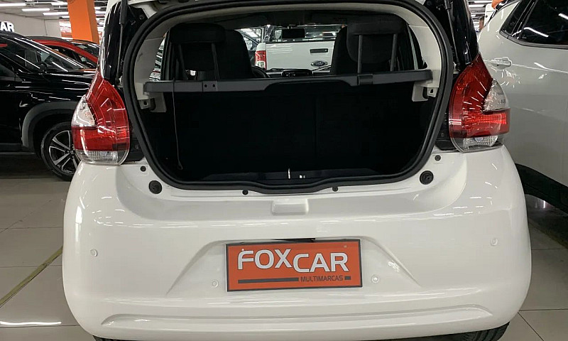 Fiat Mobi Like On 1....