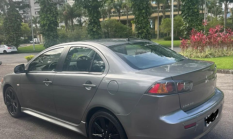 Mitsubishi Lancer Gt...