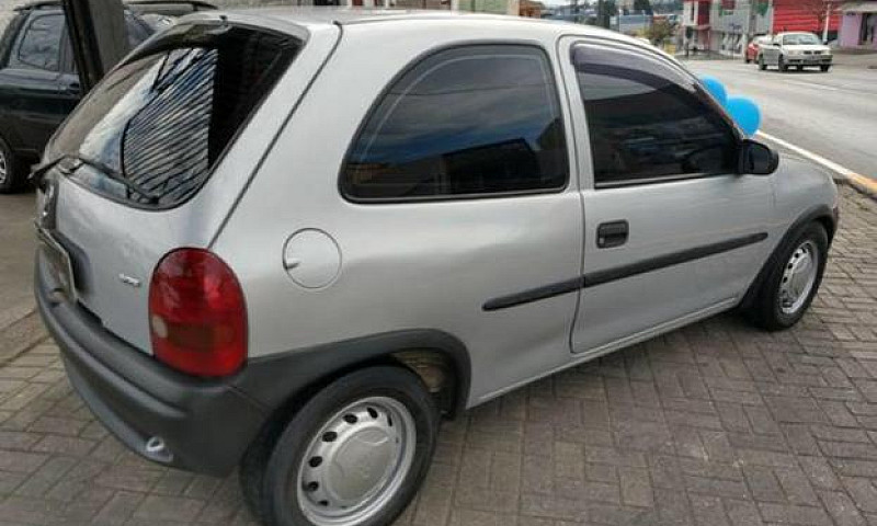 Corsa Wind 1.0 1999...