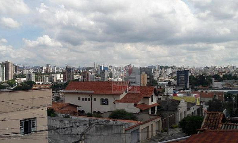 Casa Com 3 Quartos À...