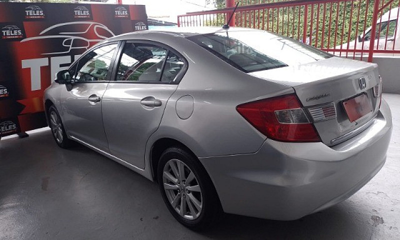 Honda Civic  Lxs 1.8...