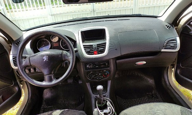 Peugeot 207 Xr 1.4 F...