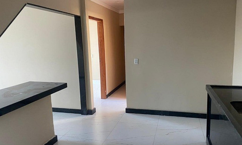 Vende Se Otima Casa ...