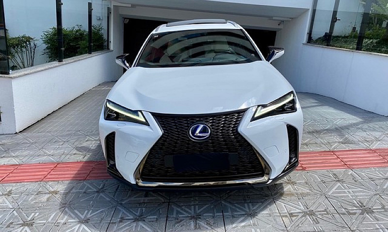 Lexus Ux-250H F-Spor...