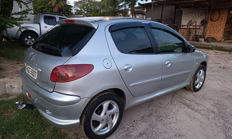 Peugeot 206  1.4  20...