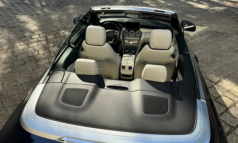 Mercedes C-300 Cabri...