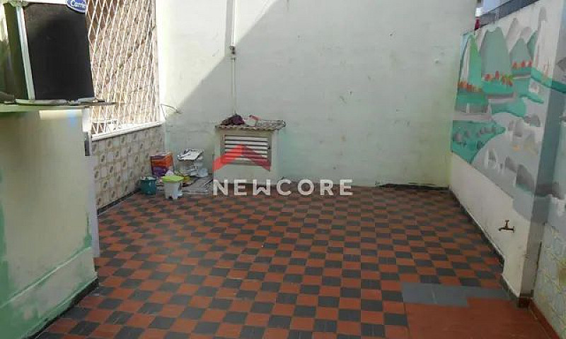 Casa Em  Rua Amboina...