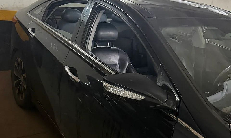 Hyundai Sonata 2.4 1...
