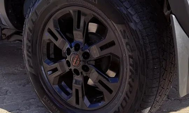 Nissan Frontier Pro4...