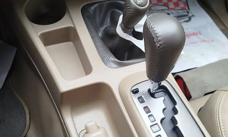 Toyota Hilux Sw4 Srv...