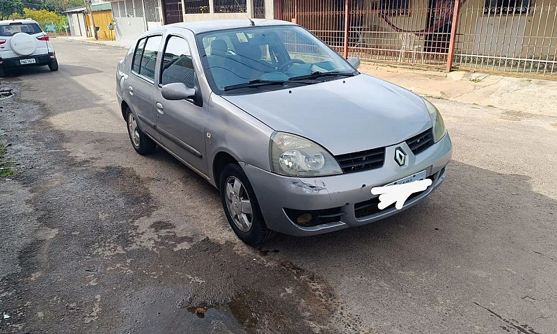 Renault Clio Sed. Ex...