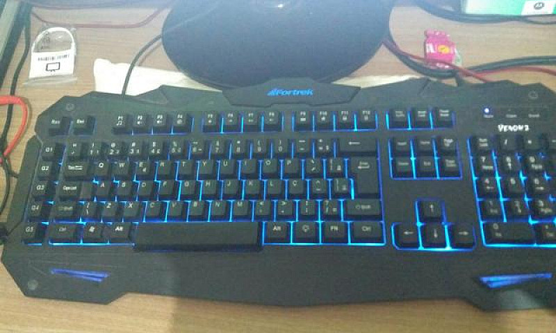 Teclado Gamer Mecâni...