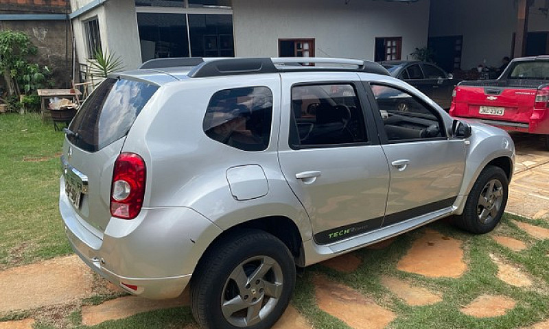 Duster Teck Road Aut...