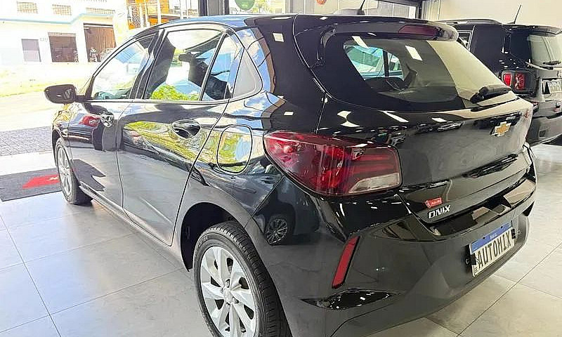 Chevrolet Onix 10Mt ...