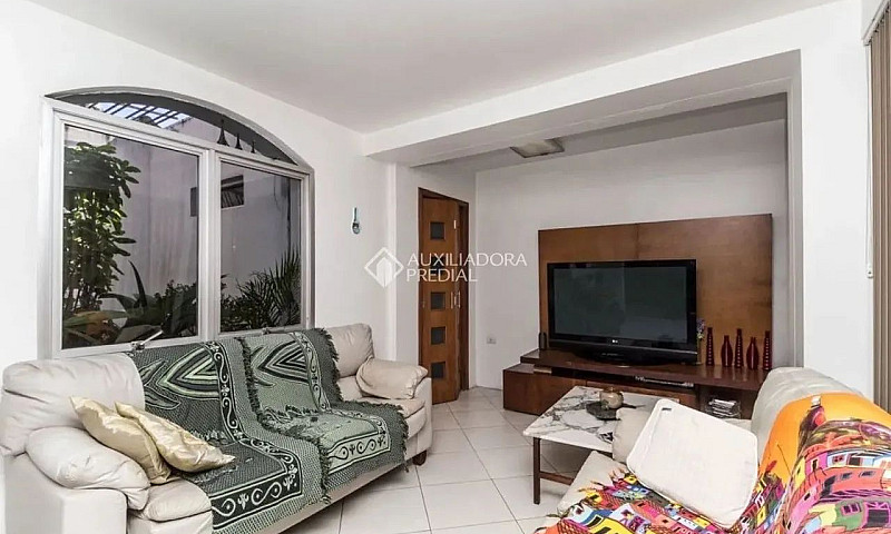 Sobrado Semigeminado...