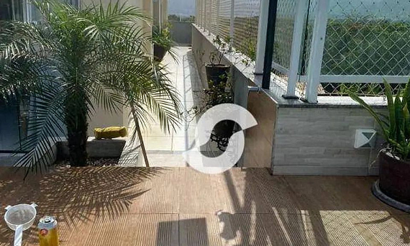 Cobertura À Venda, 2...