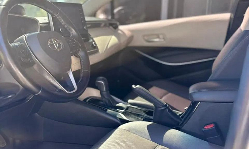 Toyota Corolla Altis...