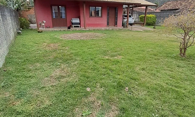 Casa Com 3 Quartos N...
