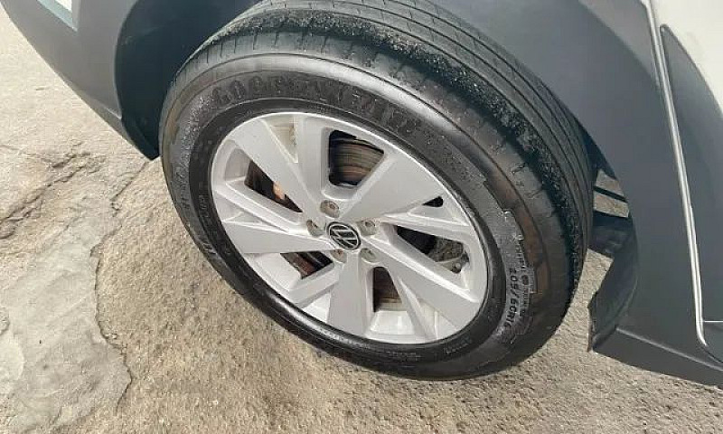 Volkswagen Nivus Com...