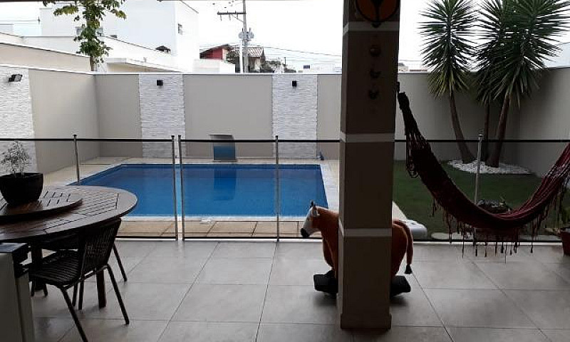 Vendo Casa No Condom...