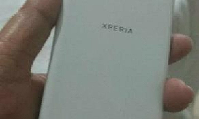 Sony Xperia E5 16 Gi...