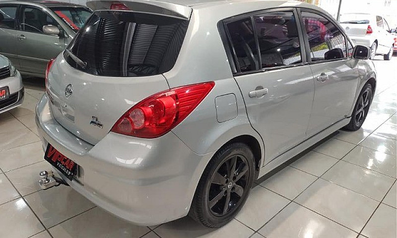 Tiida 1.8 Sl 2013...