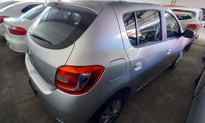 Sandero 1.6...