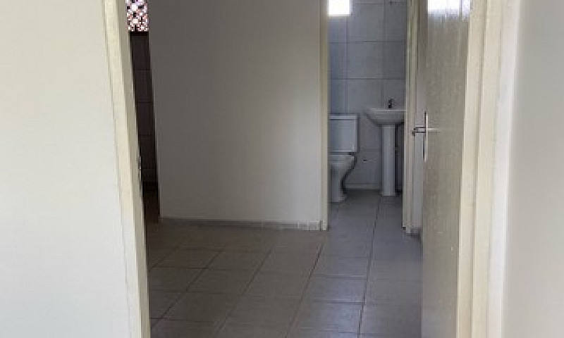 Kitnet Várzea 10 Min...