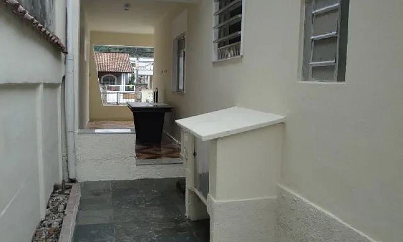 Casa Em Muriqui, Dis...