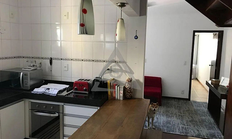 Cobertura À Venda Em...