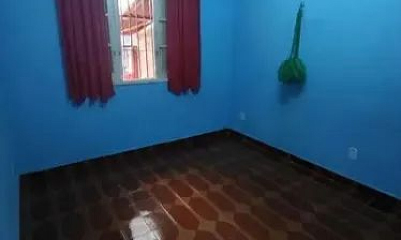 Casa Com 3 Dormitóri...