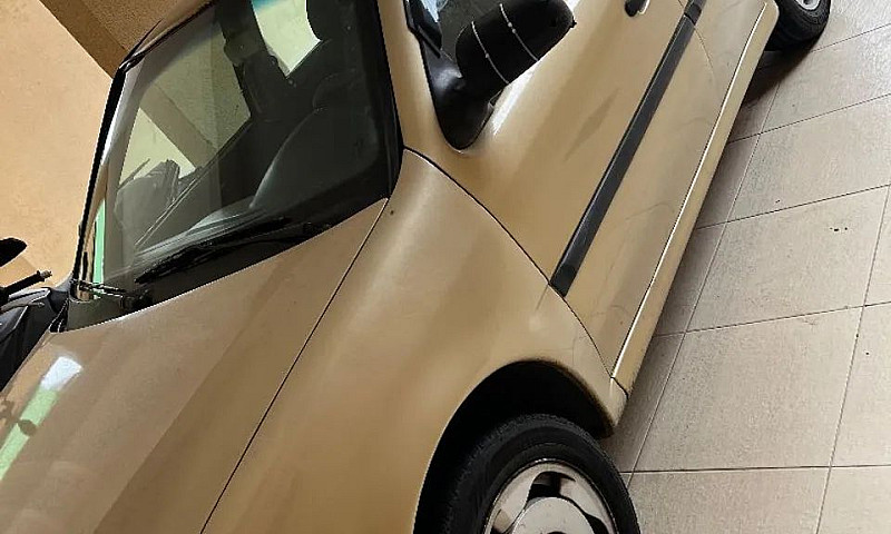 Volkswagen Gol 1.6 M...