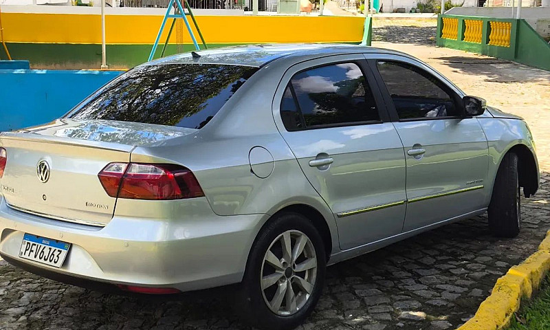 Volkswagen Voyage Co...