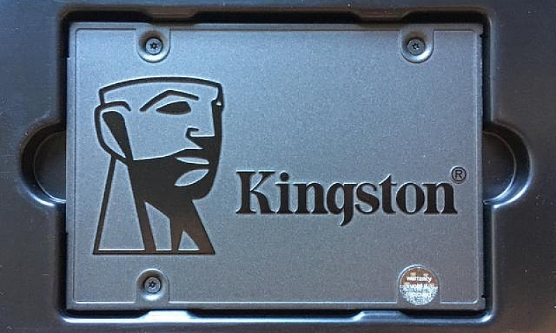 Ssd 240Gb Kingston...