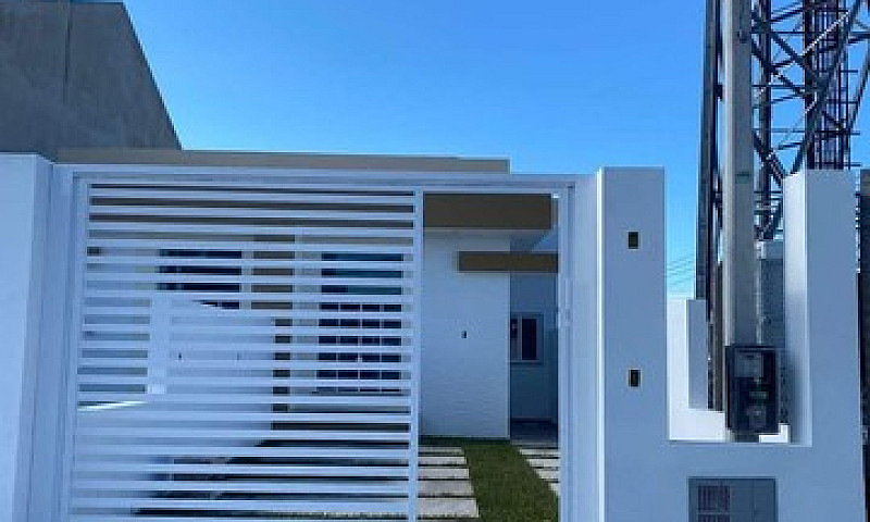 Ótima Casa A Venda N...