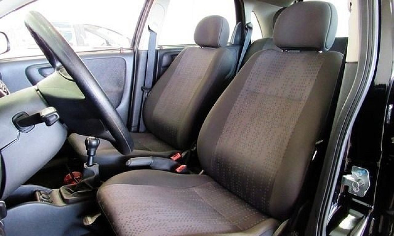 Corsa Preto 1.4 Maxx...