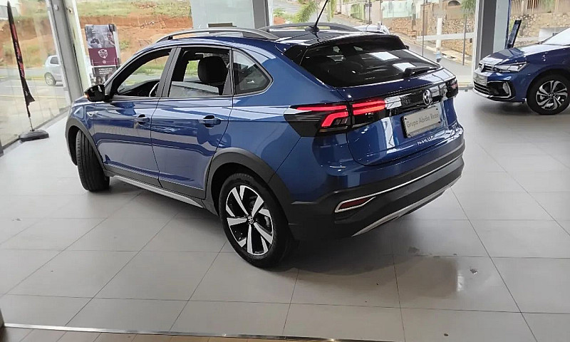 Volkswagen Nivus Hig...