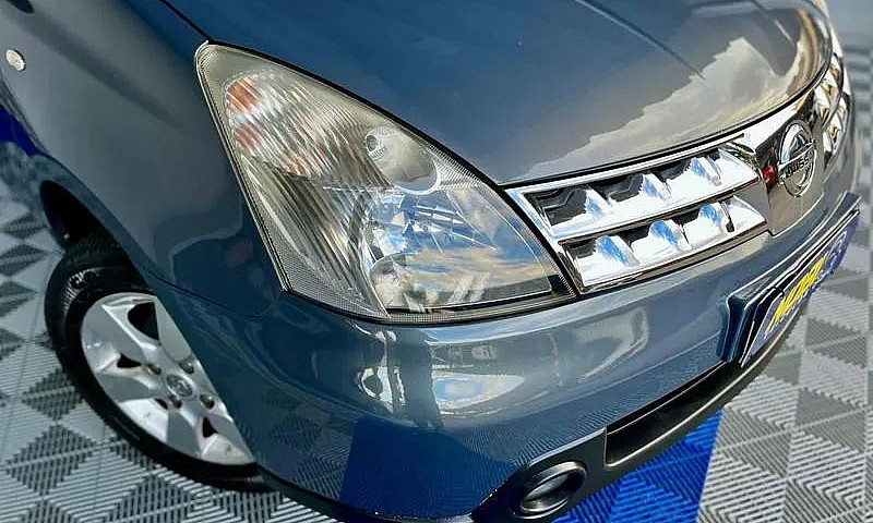 Nissan Livina Sl 1.8...