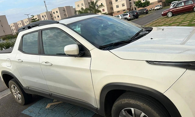 Fiat Toro Freedom 1....