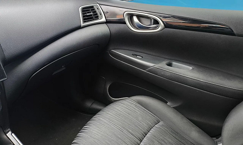 Nissan Sentra S 2.0 ...