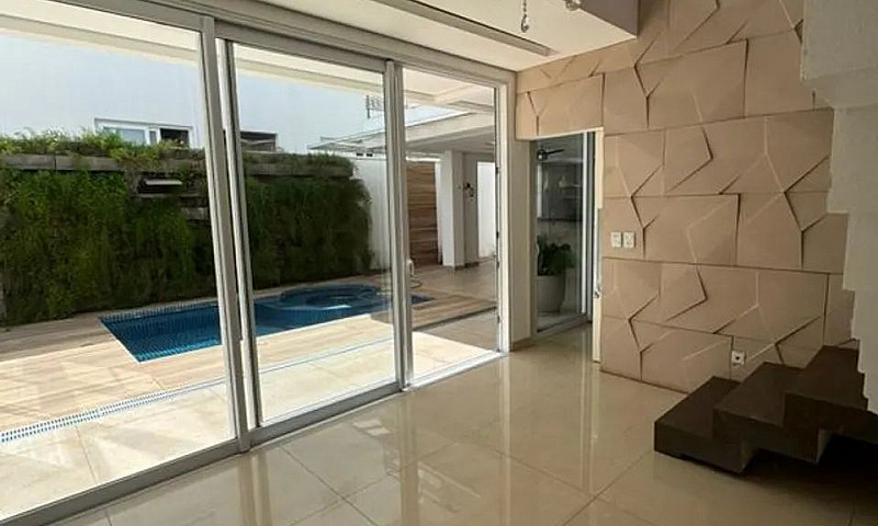 Sobrado, 325 M², 3 Q...