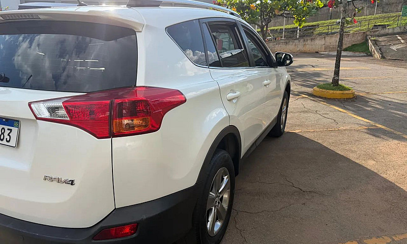 Toyota Rav4 2.0 Top ...