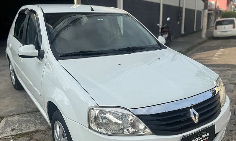 Renault Logan Expres...