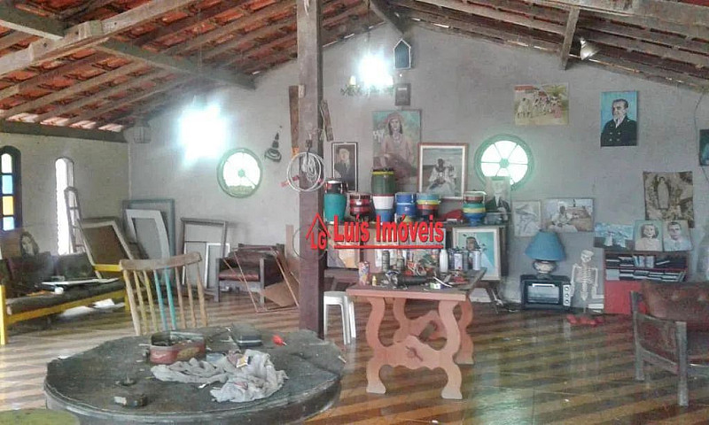 Casa Com 2 Dormitóri...