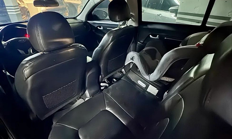 Kia Motors Sportage ...