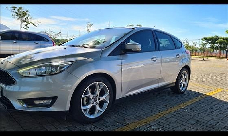Ford Focus Hatch 2.0...
