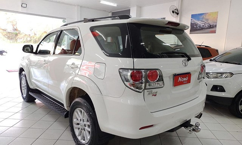 Hilux Sw4 Sr 4X2 2.7...