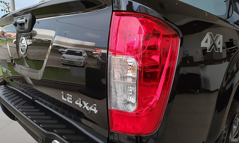 Nissan Frontier 2.3 ...