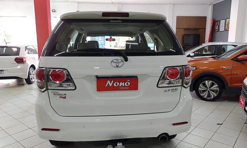 Hilux Sw4 Sr 4X2 2.7...