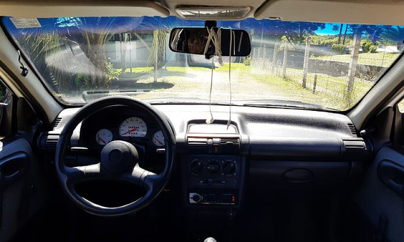 Vendo Corsa Ano 2001...